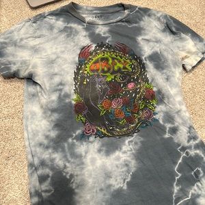 Rare obey tee short sleeve
